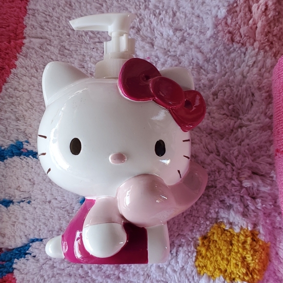 COPY - Hello kitty Bathroom set - Picture 4 of 8